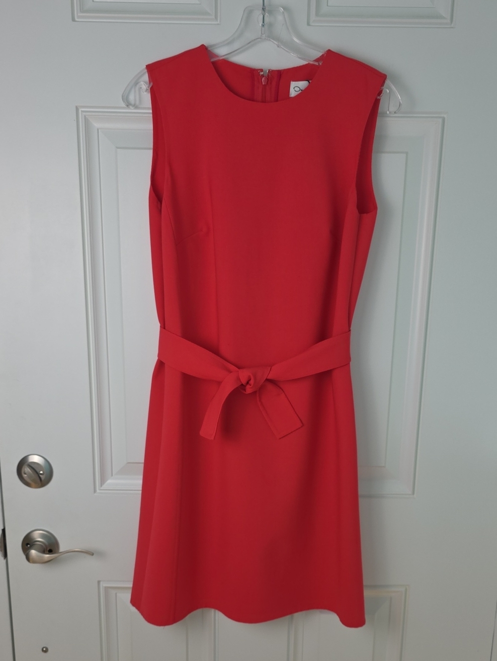 Oscar de la Renta Pink Wool Sleeveless Belted Shift Dress.  Size 2.  NWT